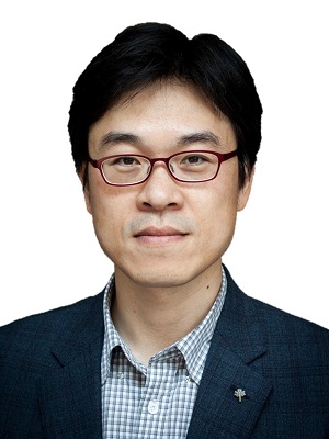 Photo of Kuk-jin Yoon